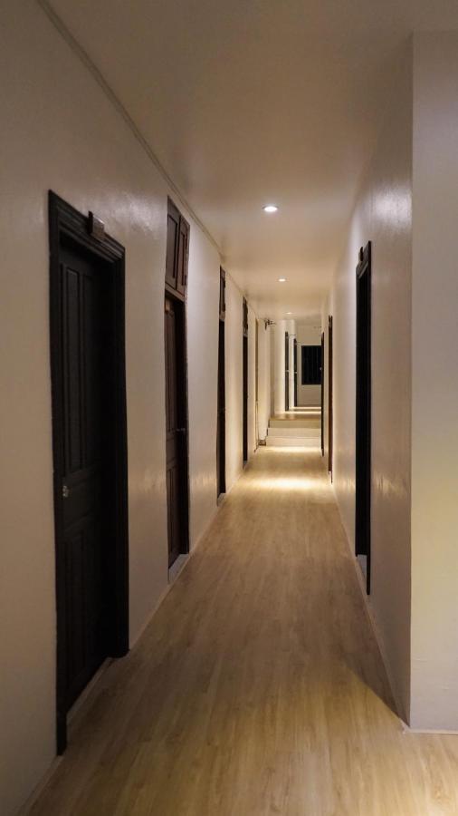 Downtown Hostel Луанг Прабанг Екстериор снимка